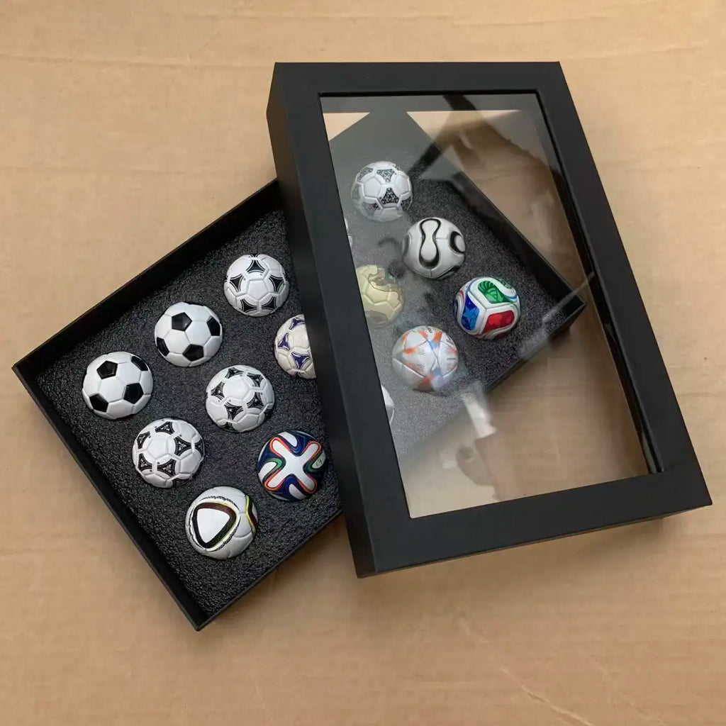 15 mini-ballons de football à collectionner